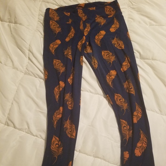 Pants - Tc feather leggings